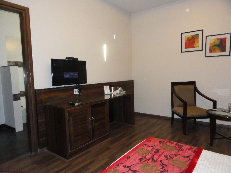 Silver Sands Hotel Chandigarh Bagian luar foto